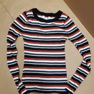 ❤No Boundaries Sweater❤ M2